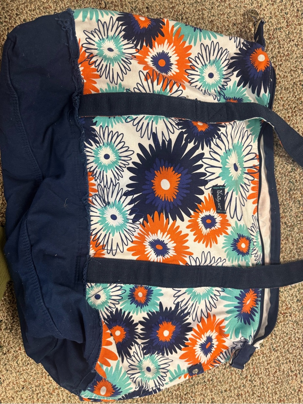 Thirty- One Weekend Tote in Paradise Pop